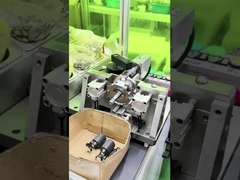 Compresseur à courant alternatif du véhicule