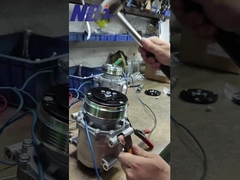 L'usine de compresseurs AC est en production à chaud pour assurer la qualité de chacun